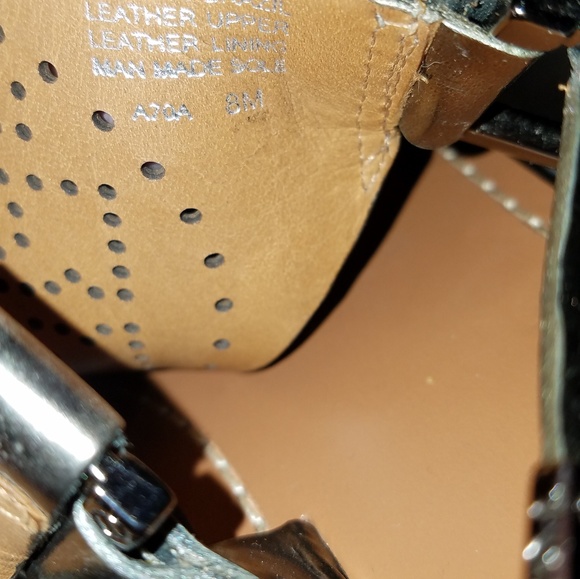 Tory Burch Pewter Perforated Metallic Sandals Sz 8 - Picture 6 of 6